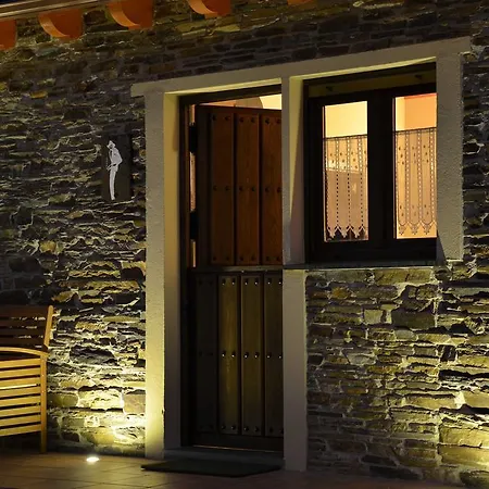 Apartamentos Rurales San Xillao-2