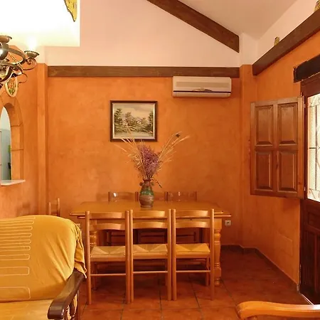 Casas Rurales El Viejo Establo-3