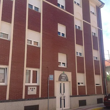 Hostal San Froilan-2