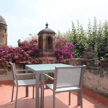 Hotel Castell De L'Oliver-3