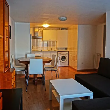 Apartamentos Turísticos Río Gallego (Apartamento Huesca)-3