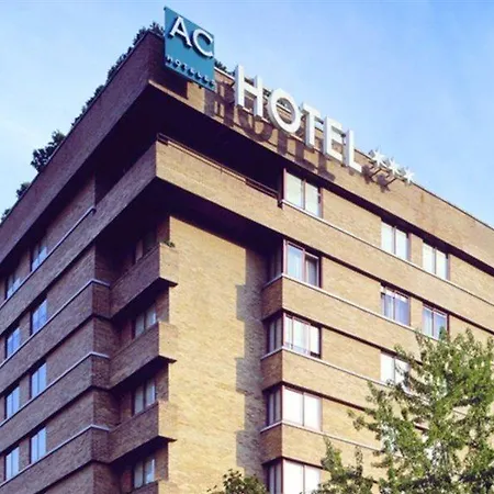 Ac Hotel Ciudad De Pamplona-3