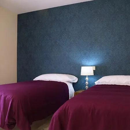 Casas De Valois-3