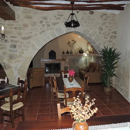 Las Bodegas Del Gilo-3