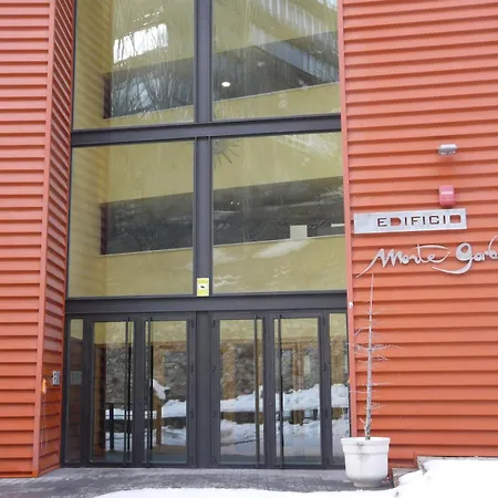 Apartamentos GHM Gorbea-2