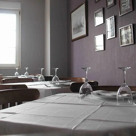 Hostal Valadares-3