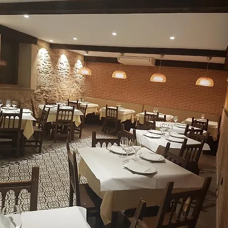 Hostal Mesón Castilla-2