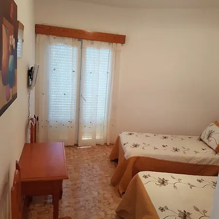 Pension Sol Y Playa-3