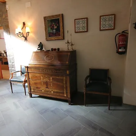 Hostal Palouet De Segarra-2