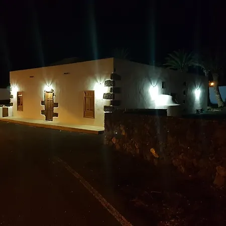 Hotelito Rural Flor De Timanfaya-2