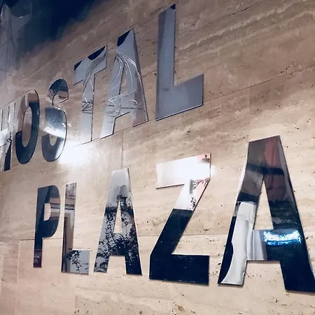 Hostal Plaza-2