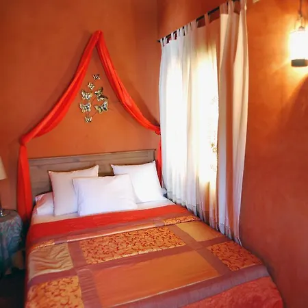 Apartamentos El Mirador-3
