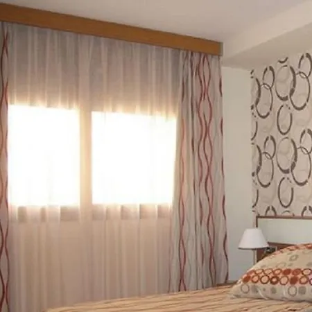 Hotel Restaurant Nou Moderno-3