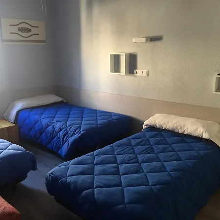 Hostal Rosales-2