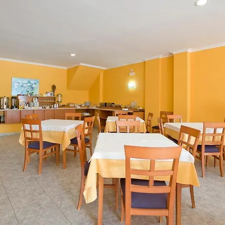 Hostal La Perla-2