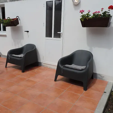 Albergue-Pensión Cabo da Vila-3