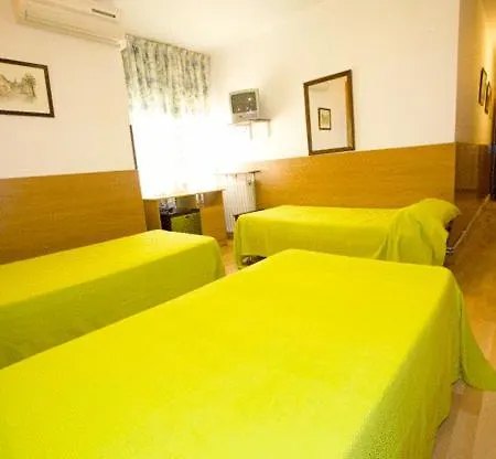 Hostal Lizana-2