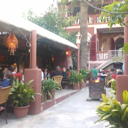 Hostal Corona-3