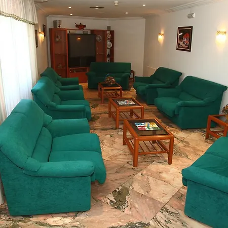 Hotel Jr-3