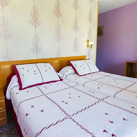 Hostal Plaza-3