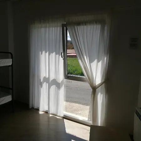 Albergue O Trisquel-3