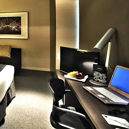 Air Rooms Barcelona Airport By Premium Traveller-2