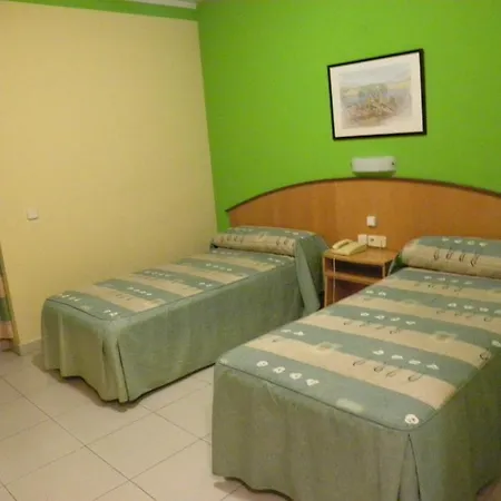Hostal Las Fuentes-3