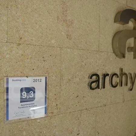 Archybal Apartamentos Turisticos Y Suites-3