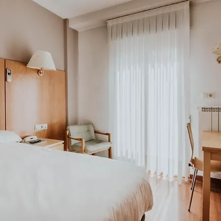 Hotel Isasa-3