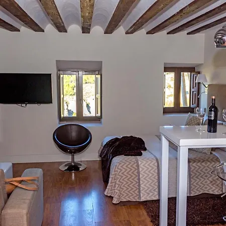 Los Ojos de la Mora Apartamentos Boutique-3