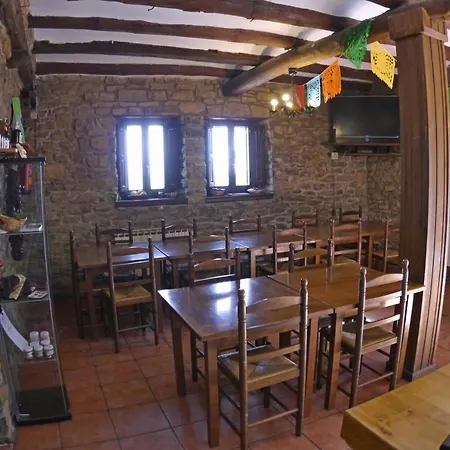 Albergue Restaurante de Artieda-2