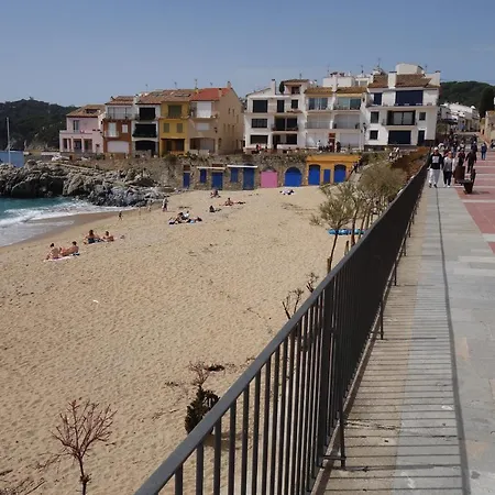 Apartamentos Port-Pelegri-2