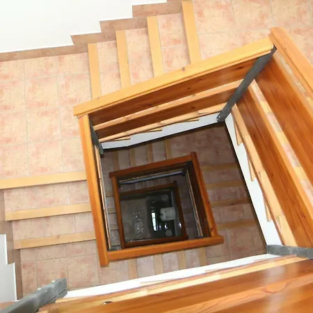 Hostal La Plaza-2