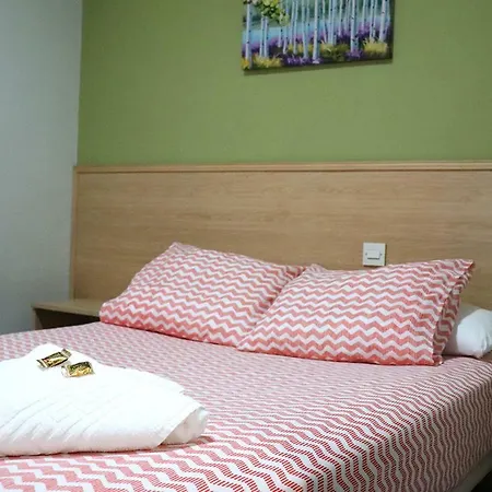 Hostal Milmarcos-3
