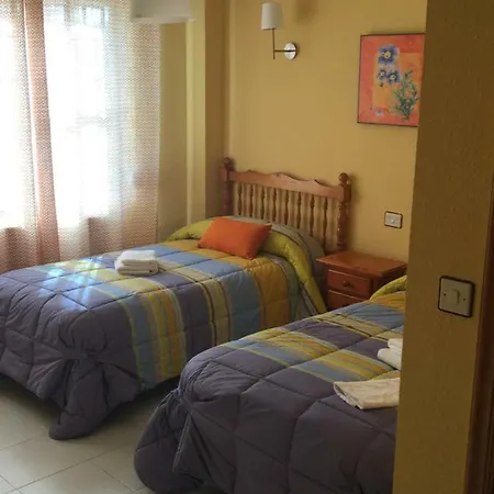 Hostal Asador La Montaña-2