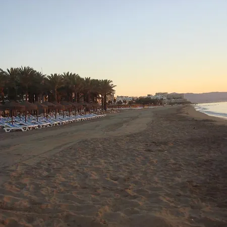 Apartamentos SOL y PLAYA Torremolinos-3
