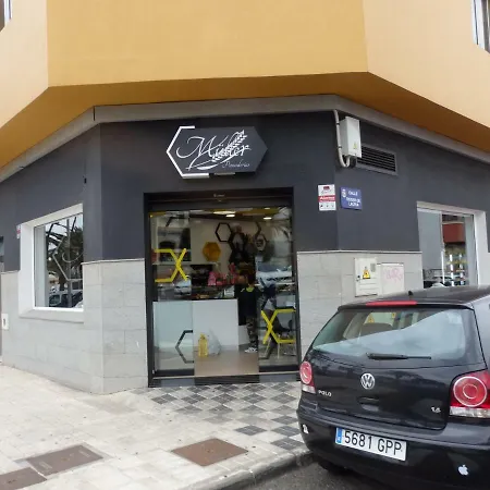 Toni'S-2