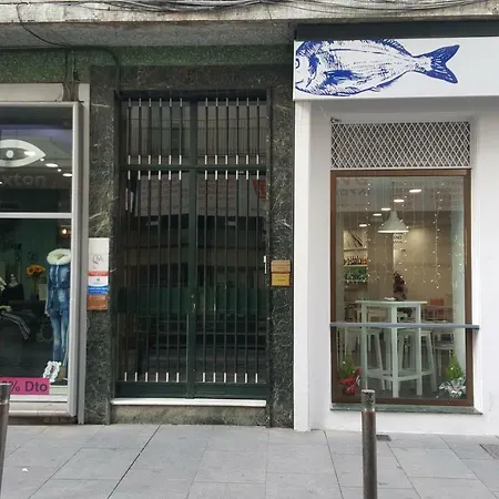 Eduardo Lucena 5, Los Patios-3