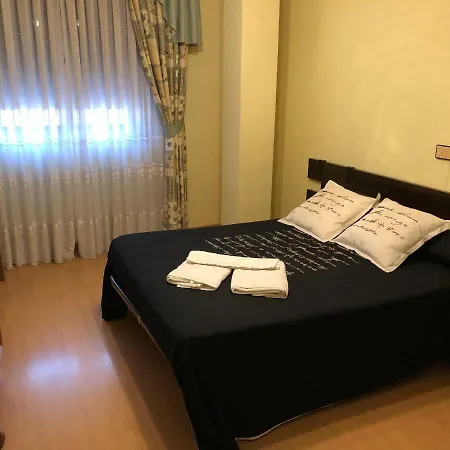 Hostal El Escudo-2