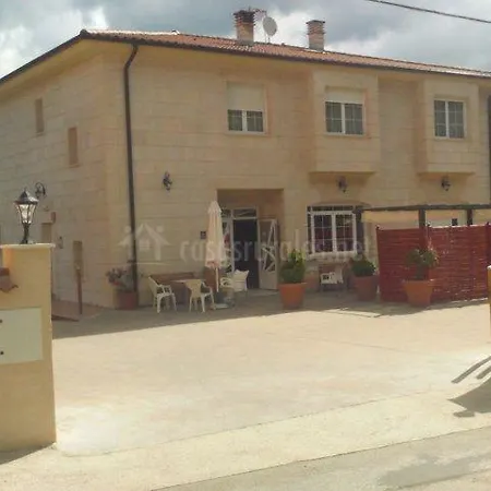 Hotel Rural Puerta de Caderechas-3