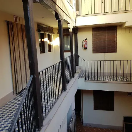 Apartamentos Sueños de Toledo-2