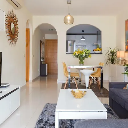Precioso Apartamento la Marina-3
