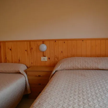 Hostal La Neu-2