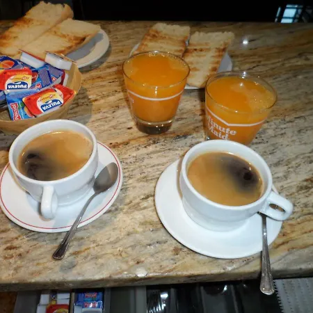 Hostal Coruña-2