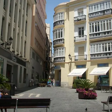Planeta Cadiz Hostel-3
