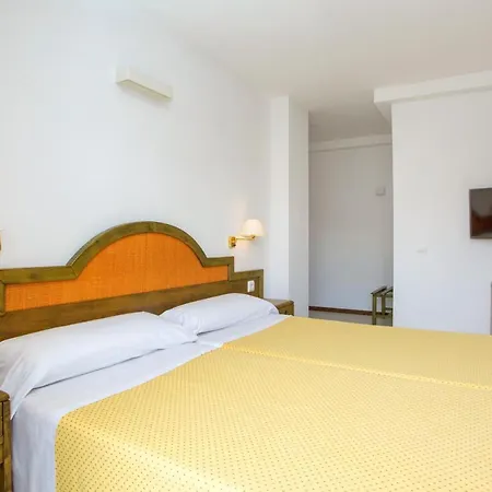 Apartamentos Bon Lloc-2