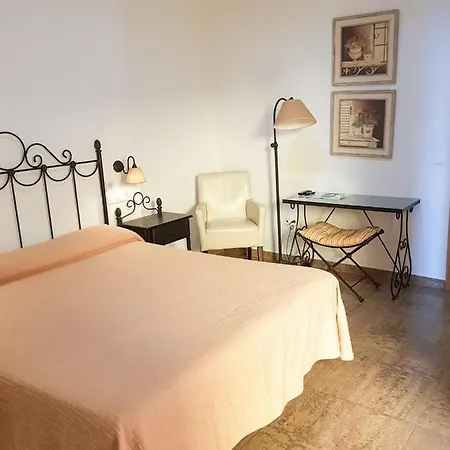 Hotel Plaza Escribano-2