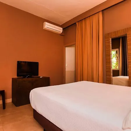 Chillout Hotel Tres Mares-3