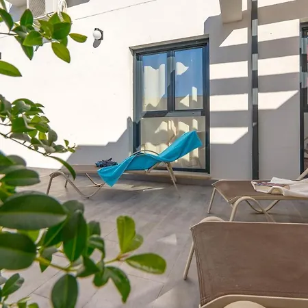 Apartamentos La Laguna-2