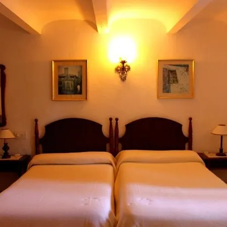 Hostal Los Pinos-3